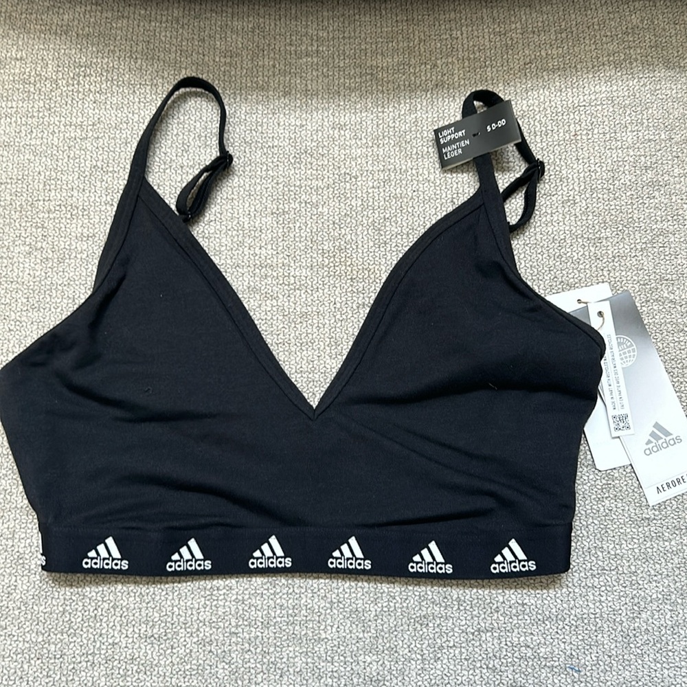 NWT Adidas women’s small/D